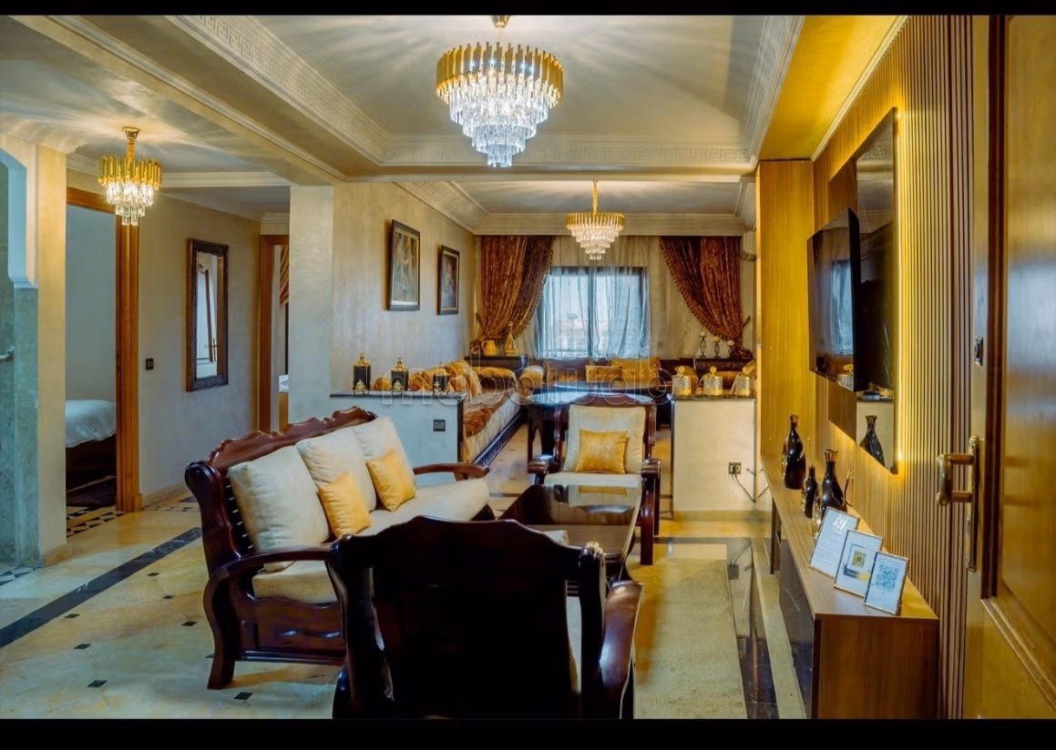 Appartement à louer à Sidi Abbad. 3 pièces. Meublé