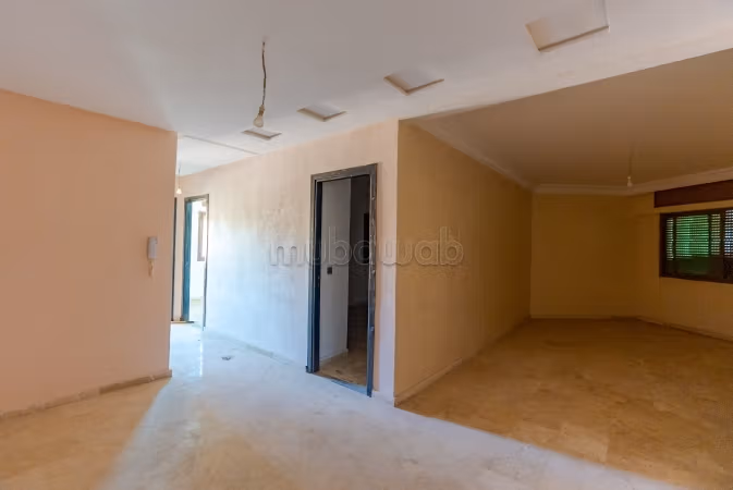 Piso en venta en Nassim. 5 habitaciones confortables