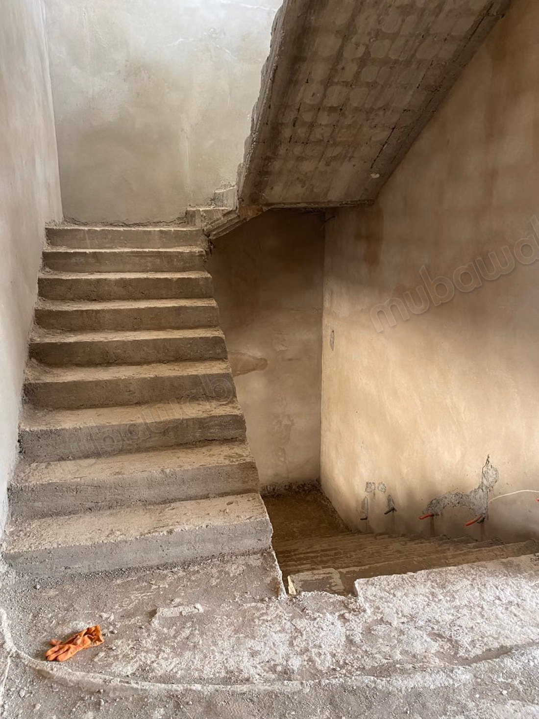 Semi-finished villa for sale