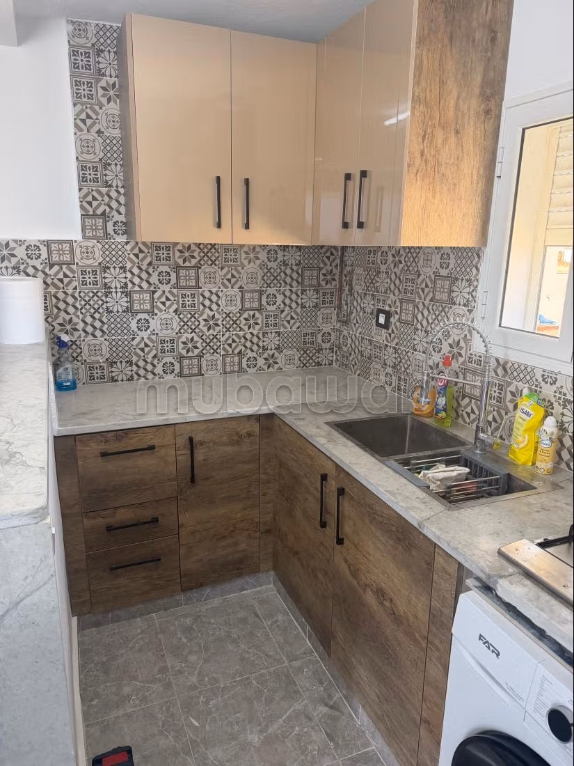 Apartments for rent in Cité El Agba. Surface area 65 m². Parking spaces and terrace