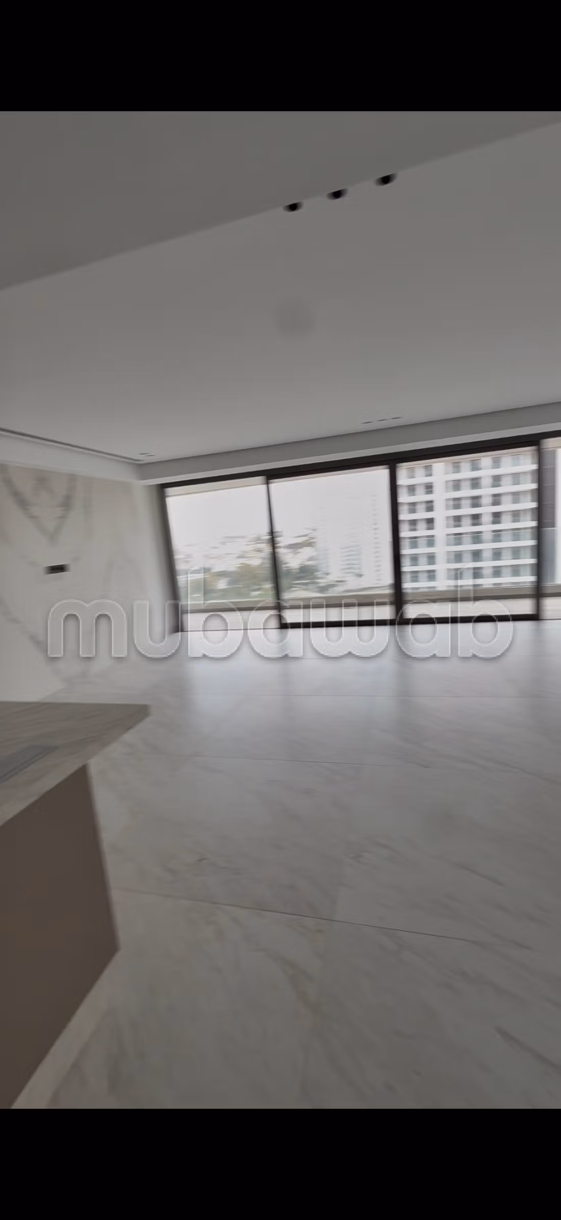 Bel appartement non meublé en location avec vue sur mer — 4