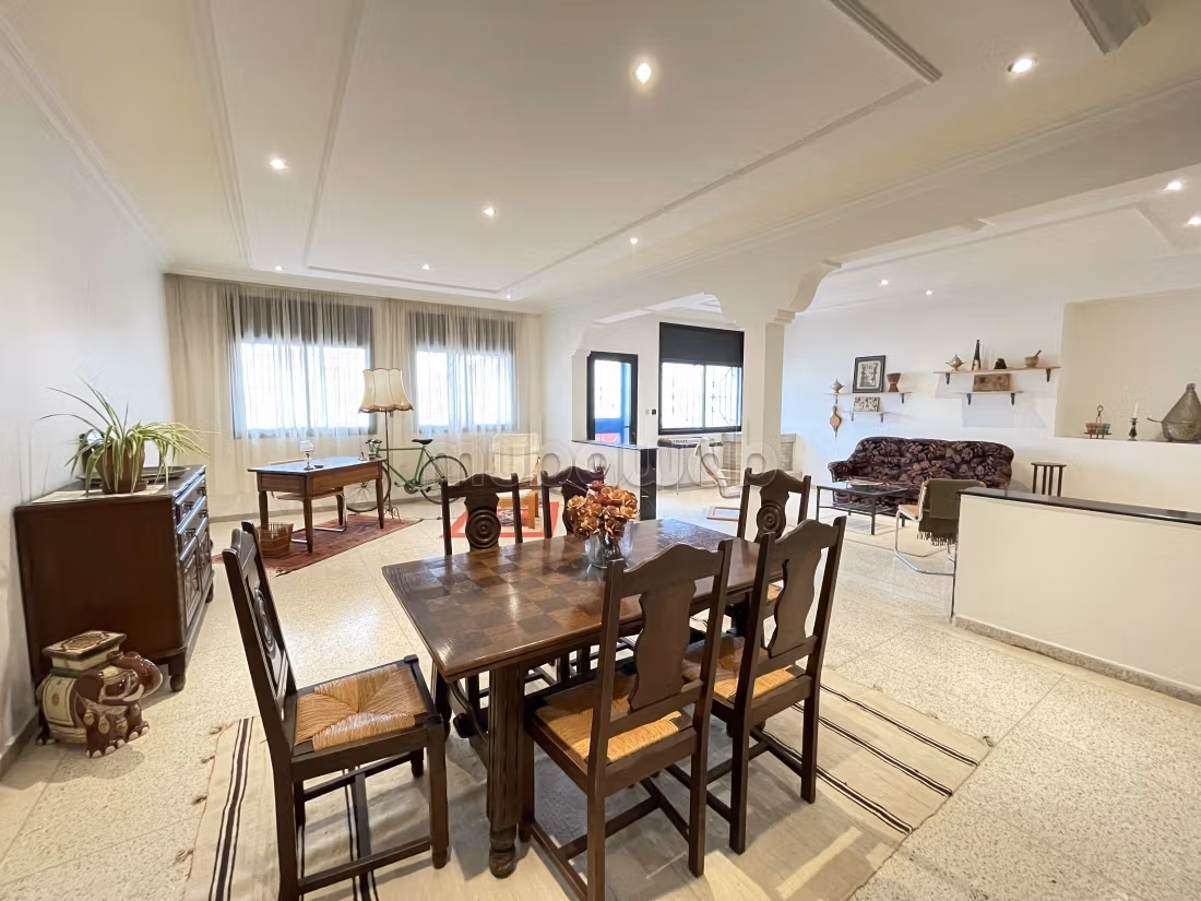 Grand appartement familial 179 m² Témara