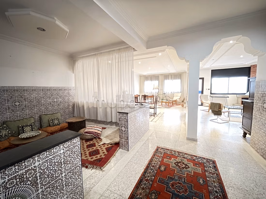Grand appartement familial 179 m² Témara — 2