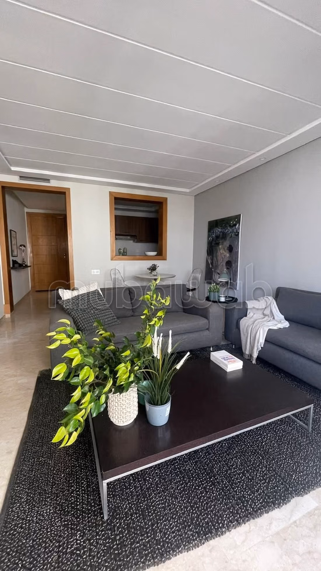Studio meublé avec terrasse àla location
à racine — 2