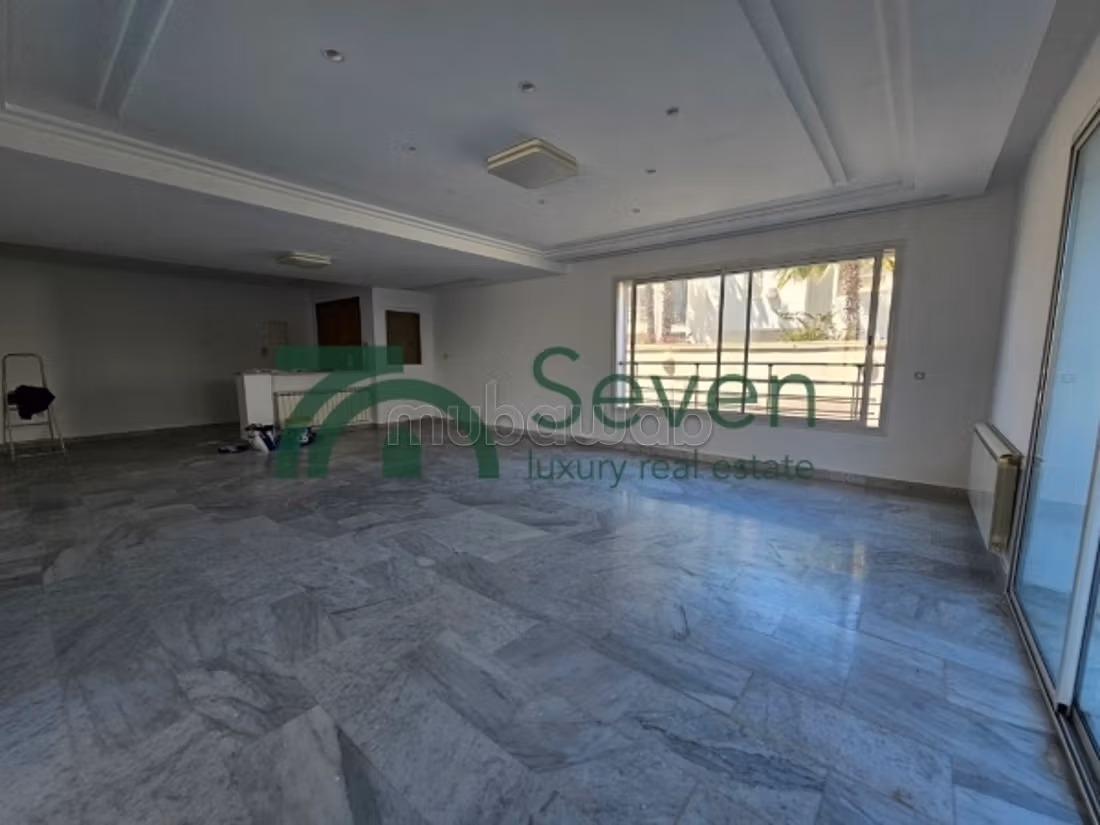 A duplex with a pool in Marsa