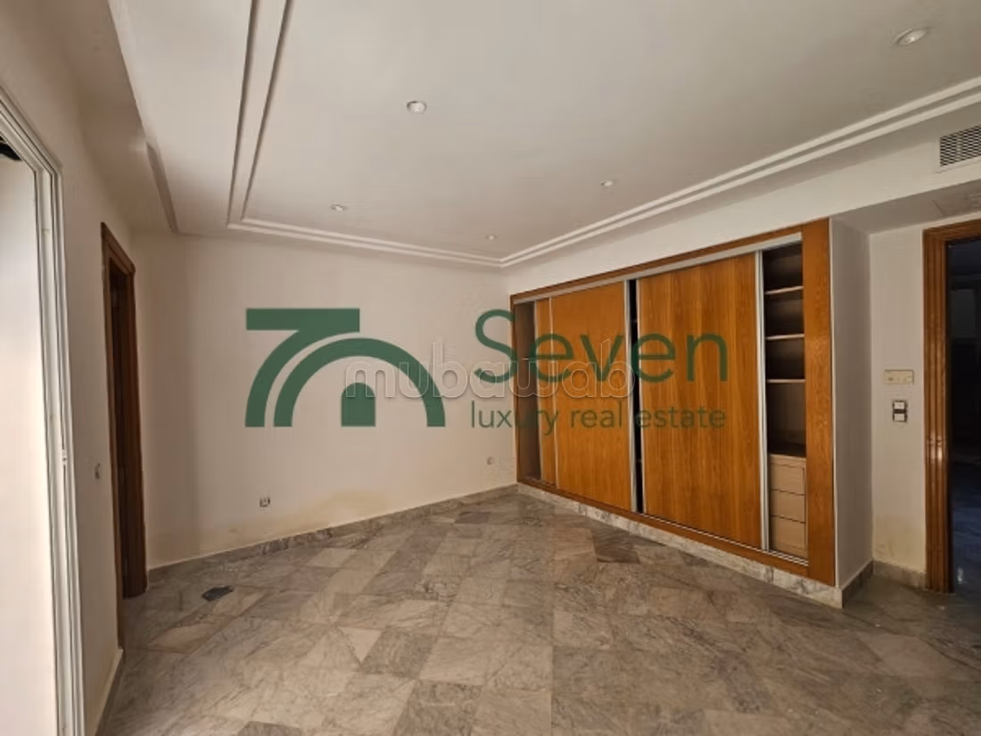 A duplex with a pool in Marsa