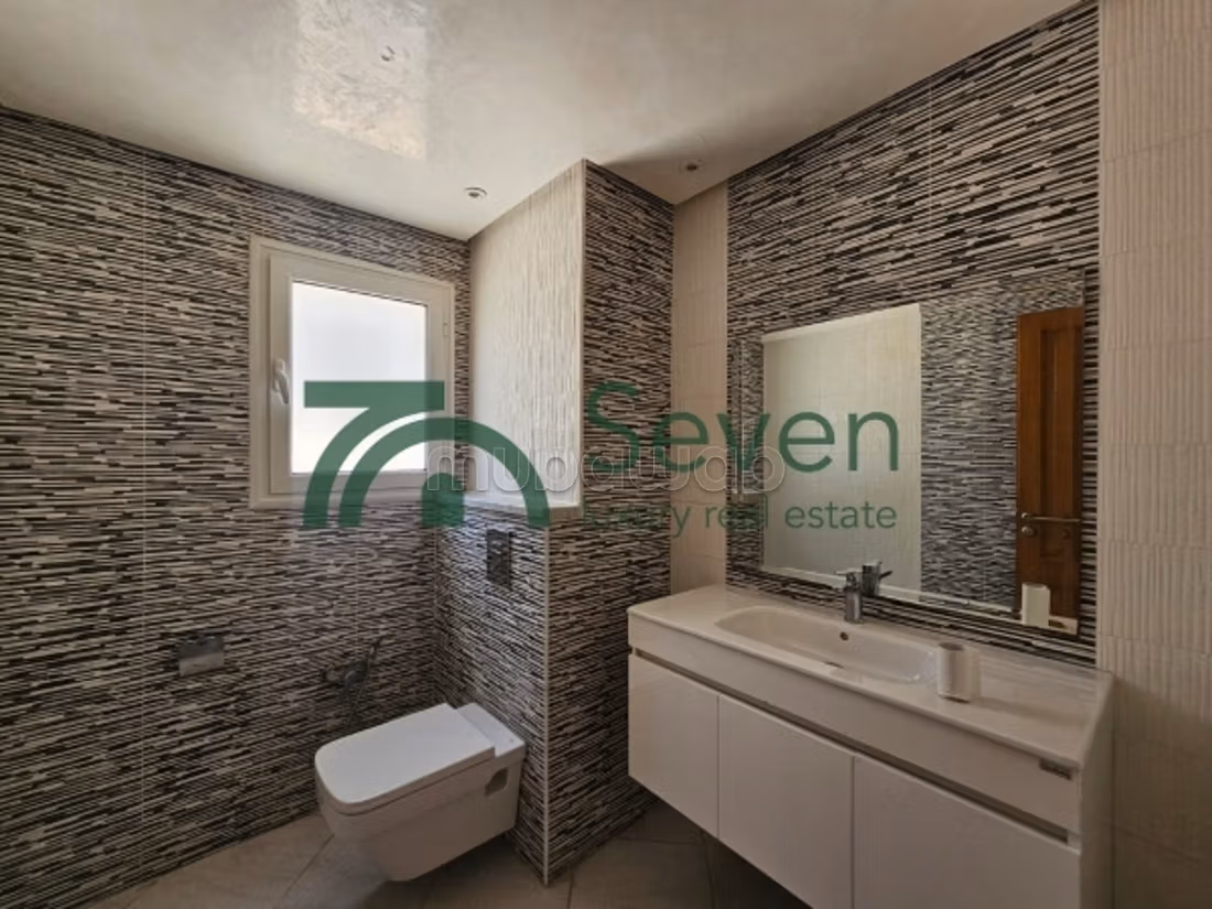 A duplex with a pool in Marsa