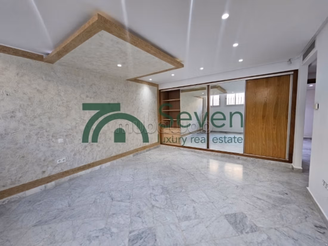 A duplex with a pool in Marsa