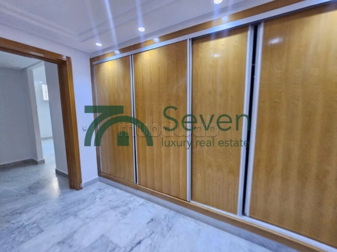 A duplex with a pool in Marsa