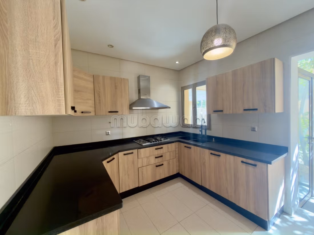 Villa 5 camere in vendita a Prestigia VE26059