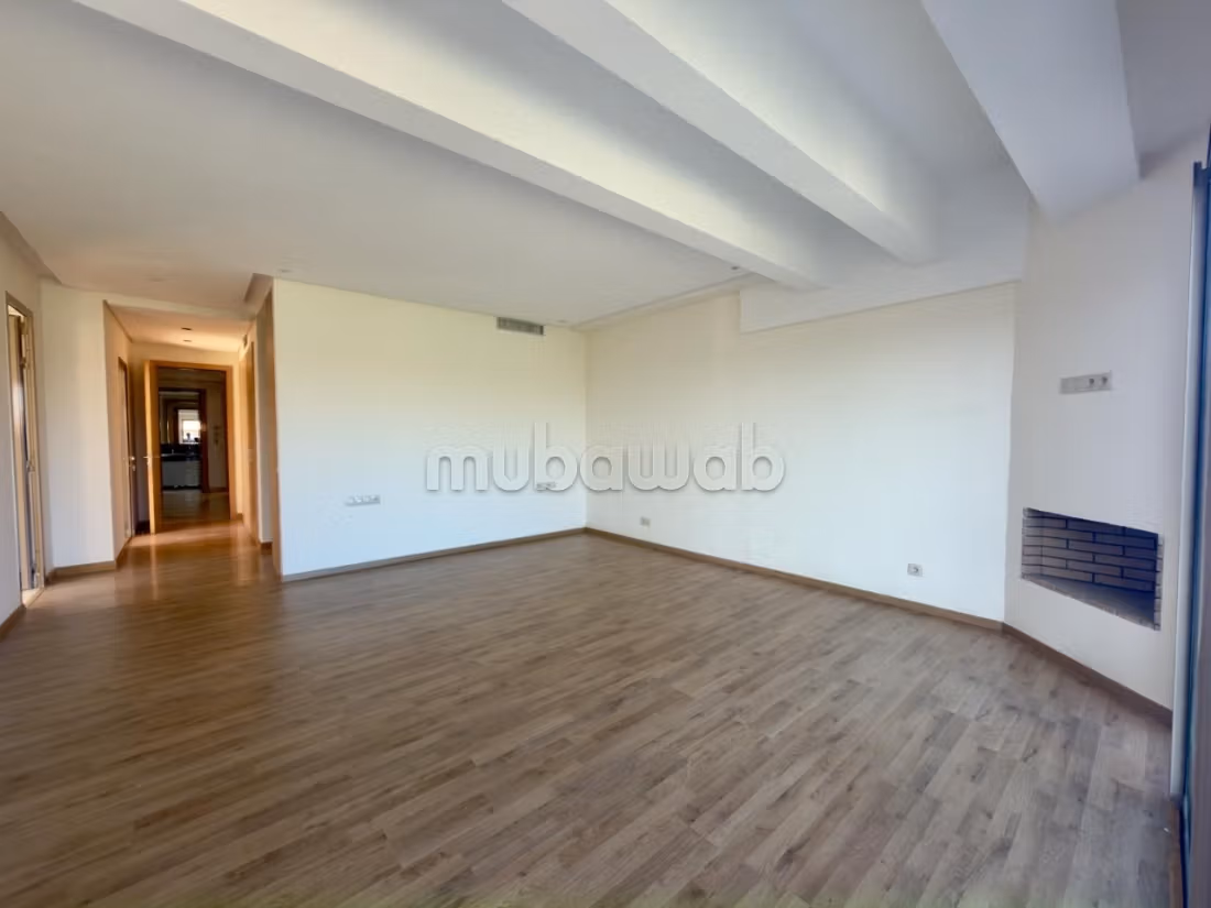Villa 5 camere in vendita a Prestigia VE26059
