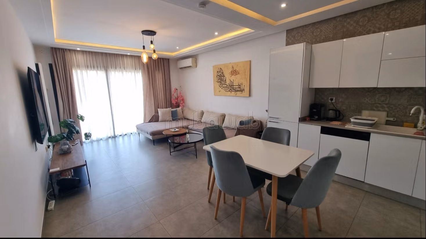 Grand S1 high-end furniture, minimum 10 nights