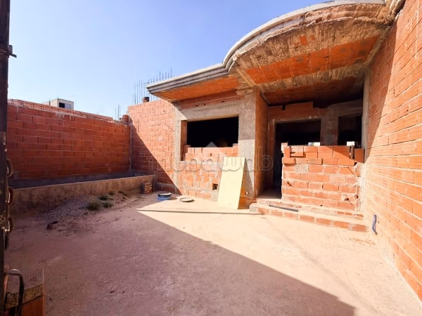 Unfinished villa for sale