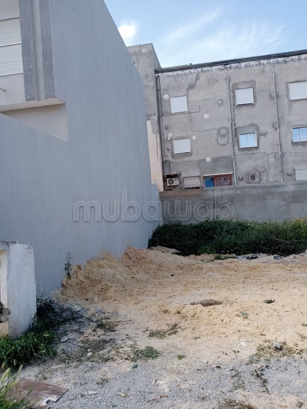 Terrain à La Manouba. Superficie 253 m²