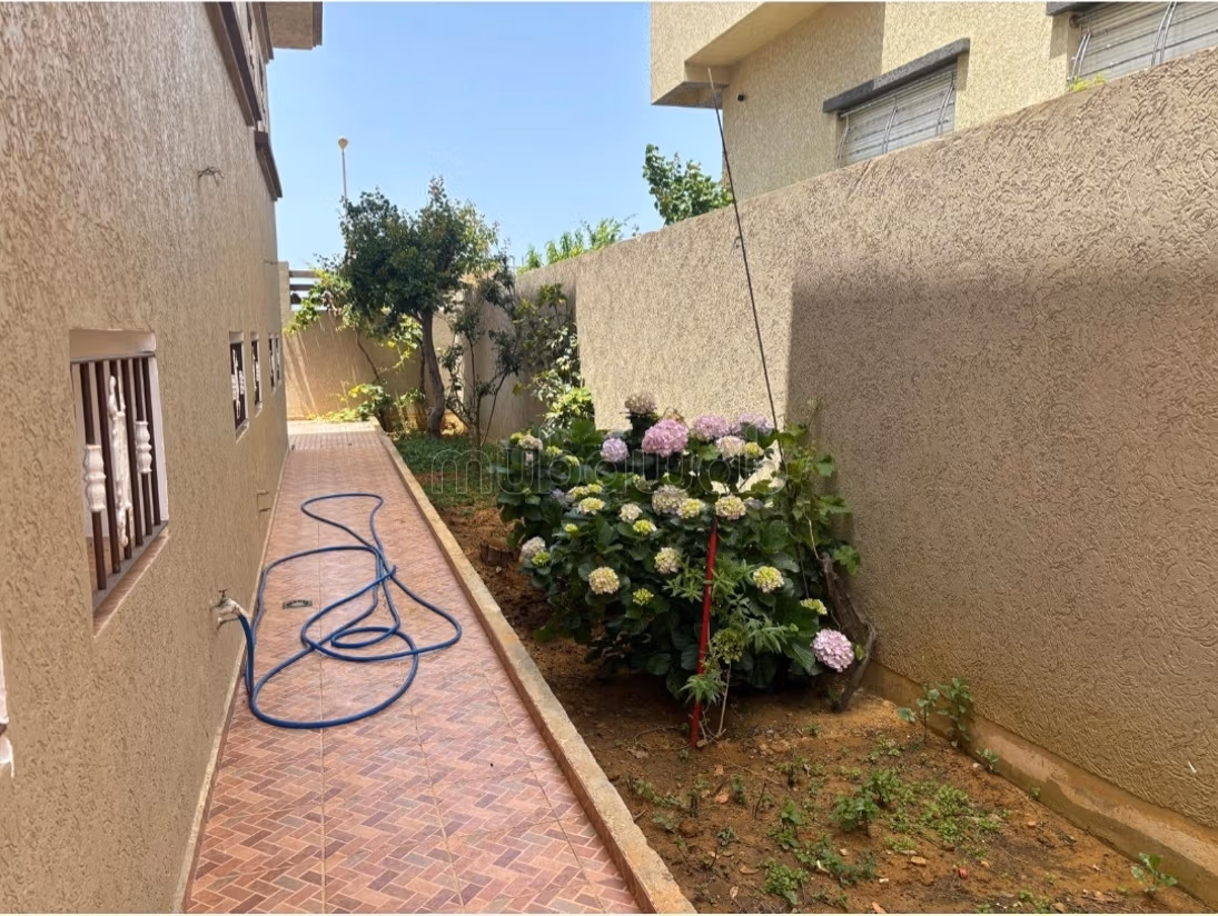 Villa 3 façades à vendre à Asilah