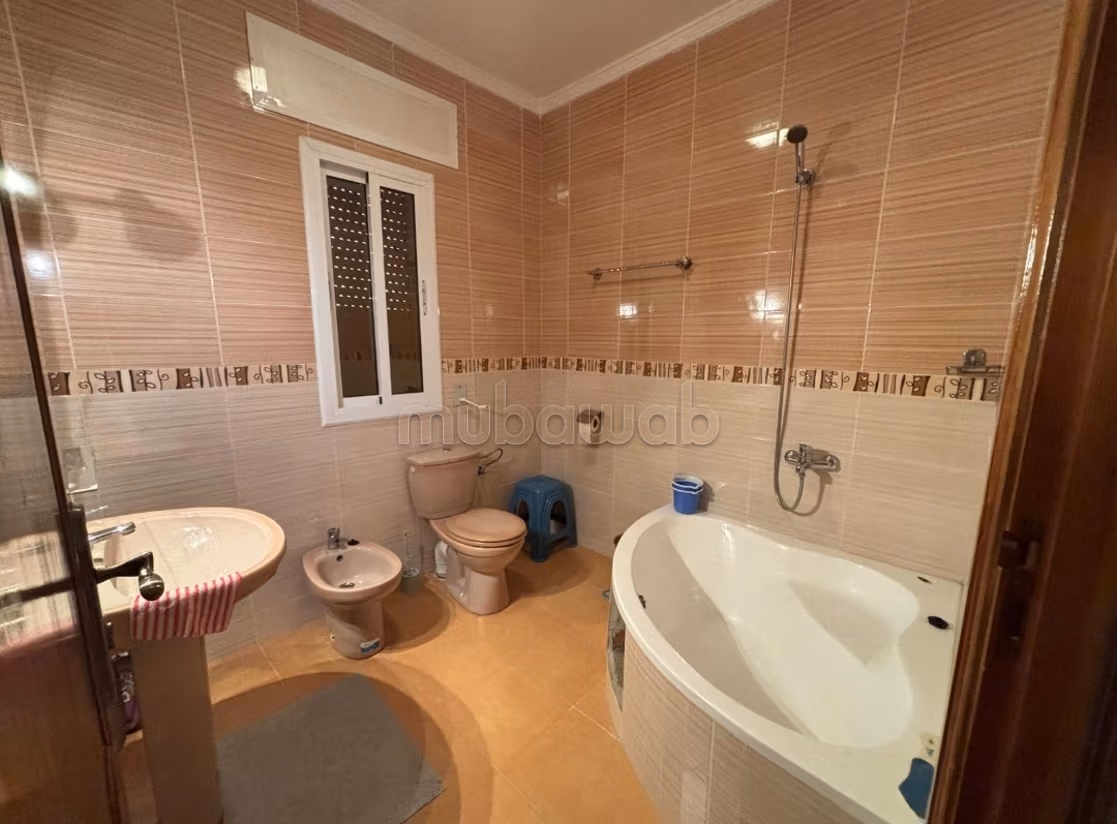 Villa 3 façades à vendre à Asilah