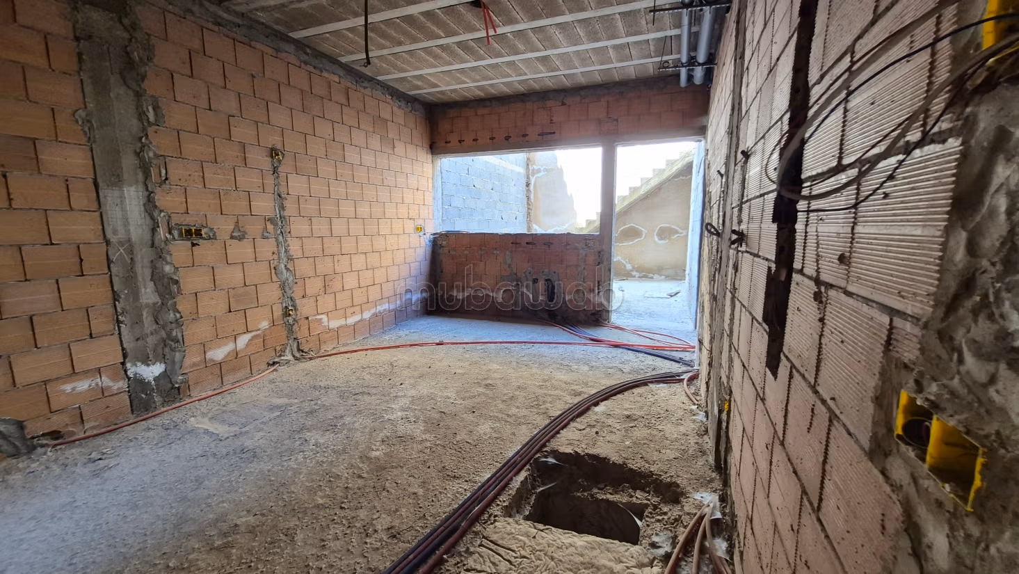 A vendre Villa 420m2 semi finie Bouskoura