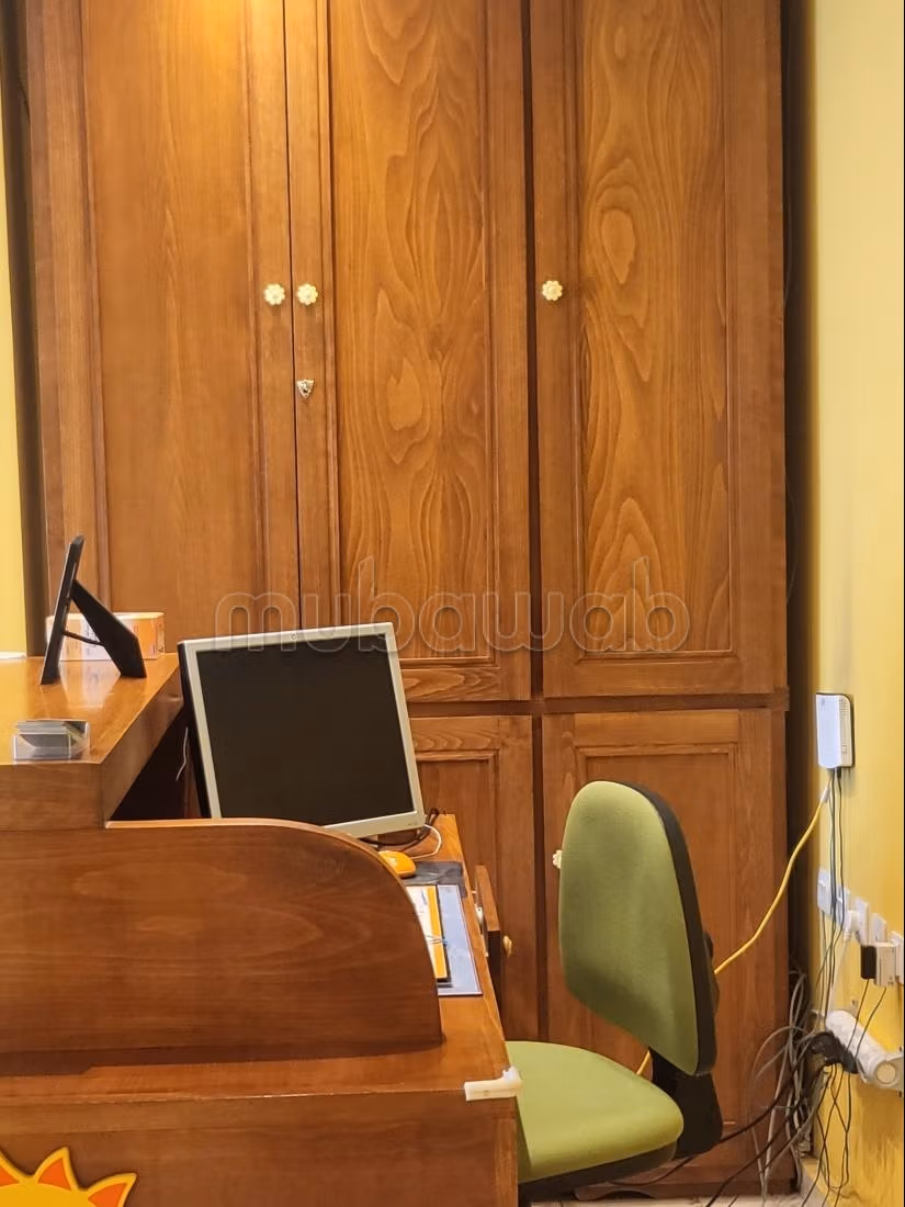 In affitto ufficio ideale per professioni liberali,
