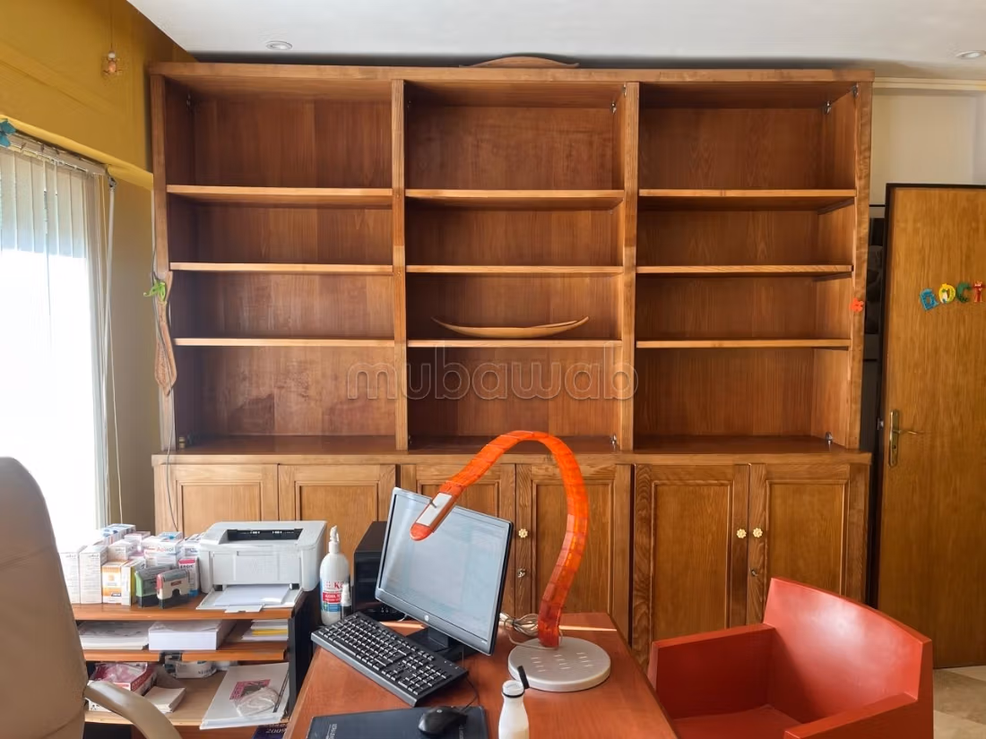 In affitto ufficio ideale per professioni liberali,