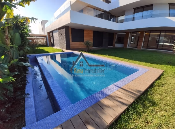 Villa à louer sur Souissi