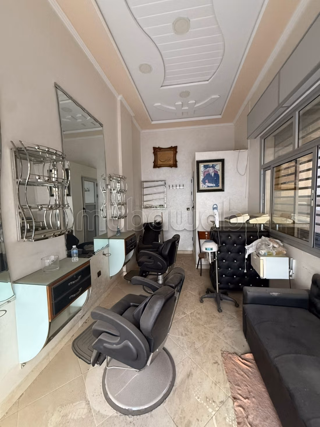 Vend local commercial en Centre. Superficie 16 m²