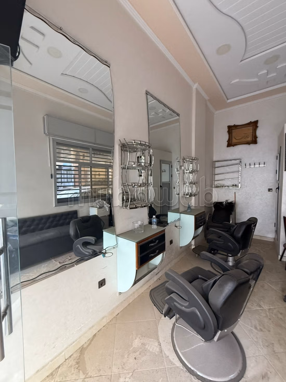 Vend local commercial en Centre. Superficie 16 m²