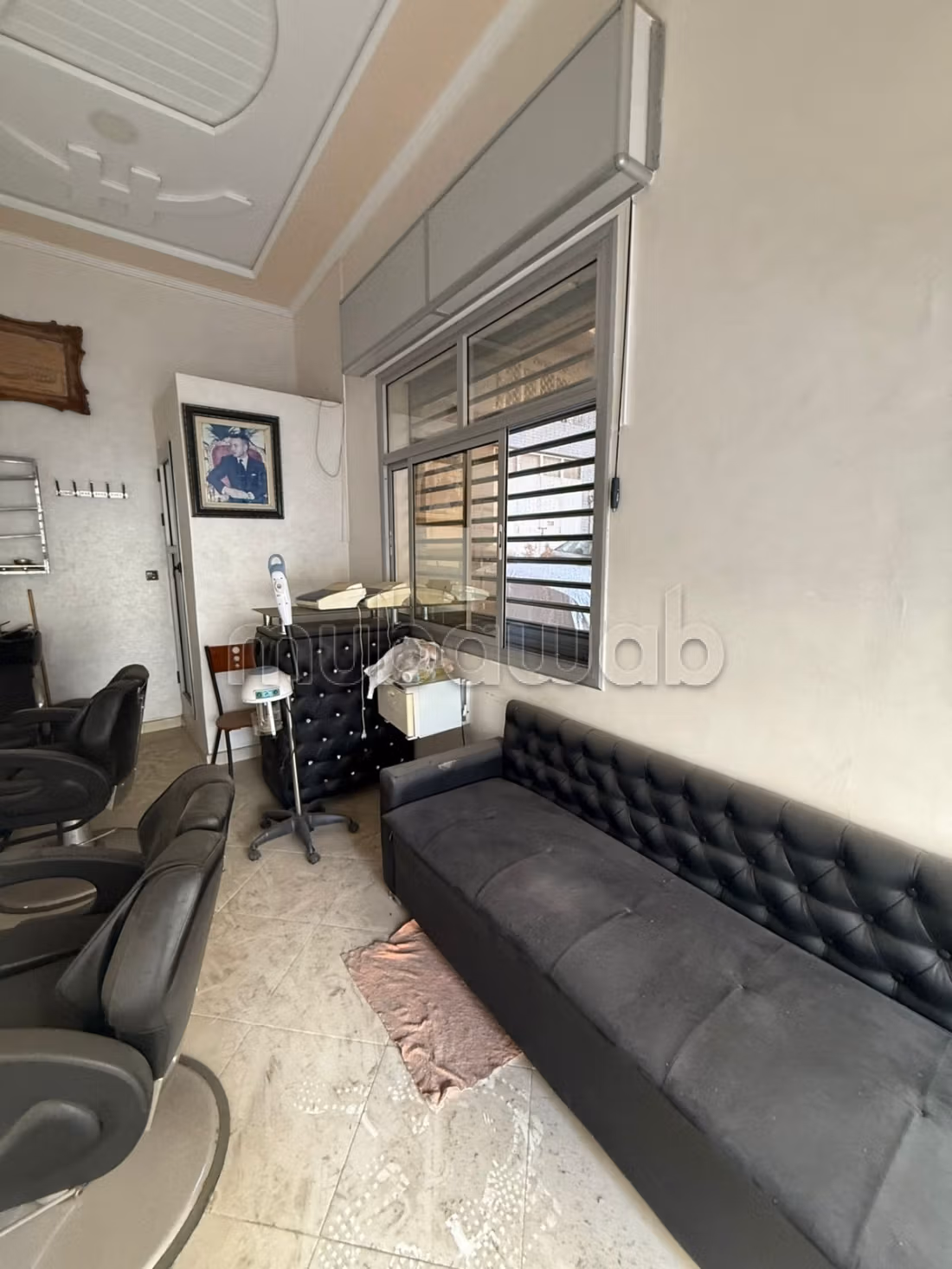 Vend local commercial en Centre. Superficie 16 m²