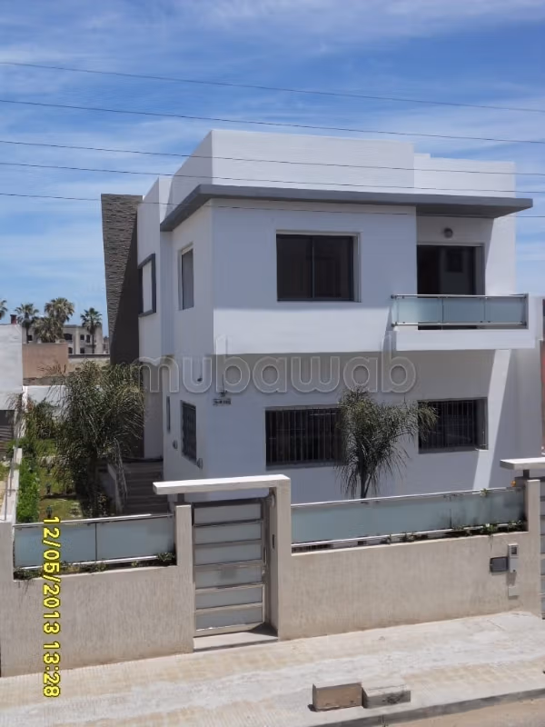 Villa di Alto Livello in Vendita