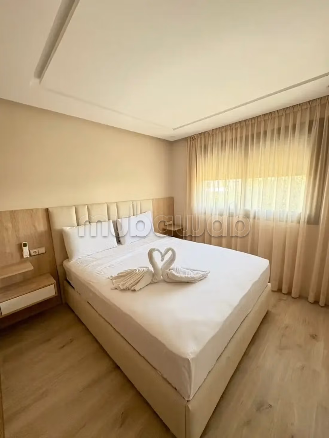 Appartement à louer à Bouchouaf. 
1 Pièce. Salon typique marocain, résidence sécurisée