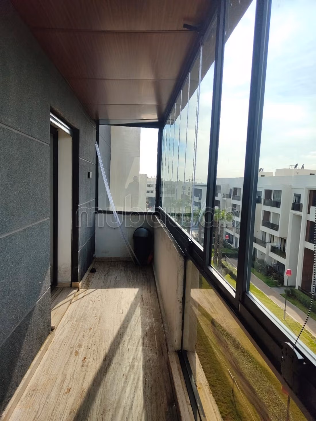 Appartement en location à Ville Verte. 5 pièces. Bien meublé