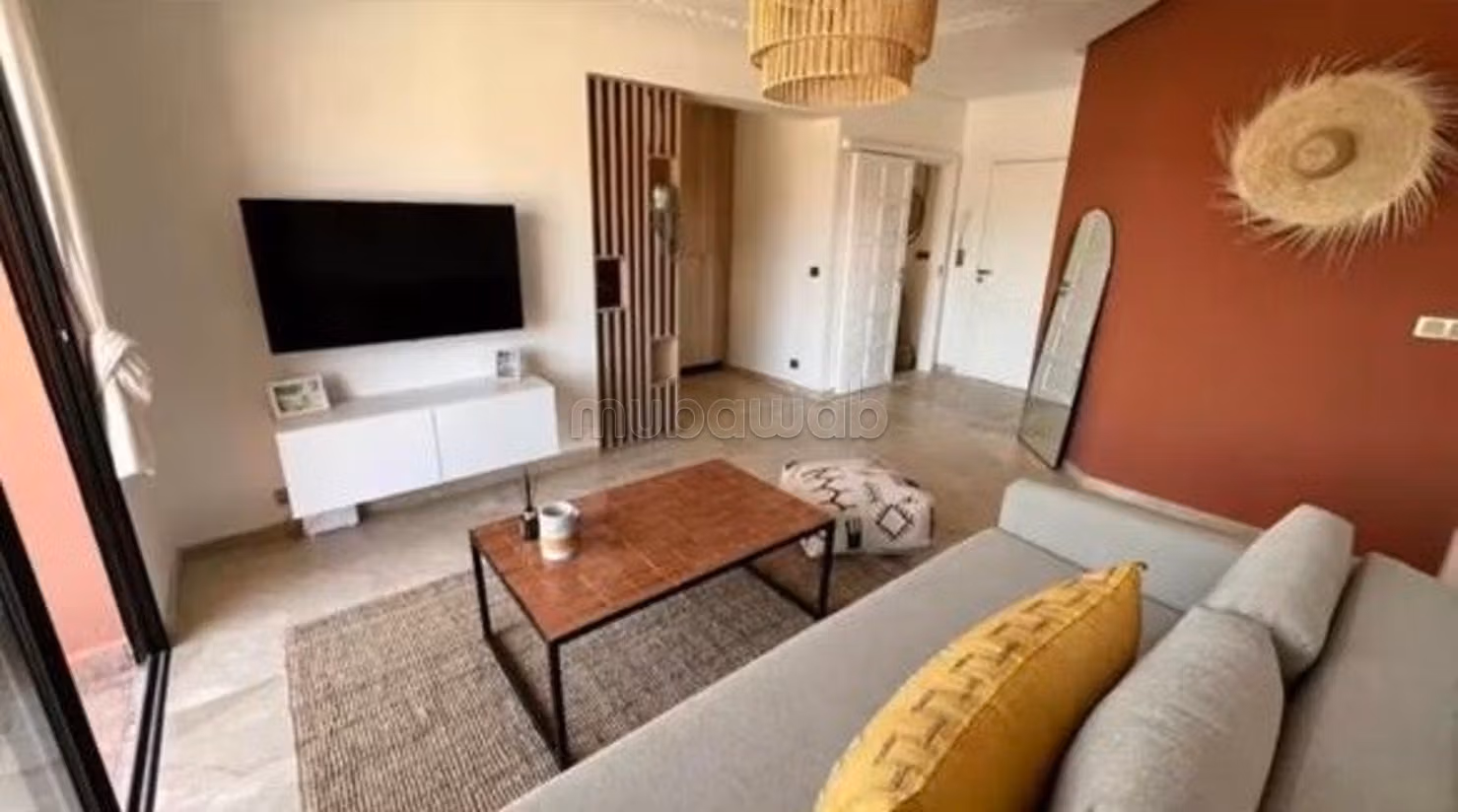 À VENDRE – Studio refait à neuf, Victor Hugo — 3