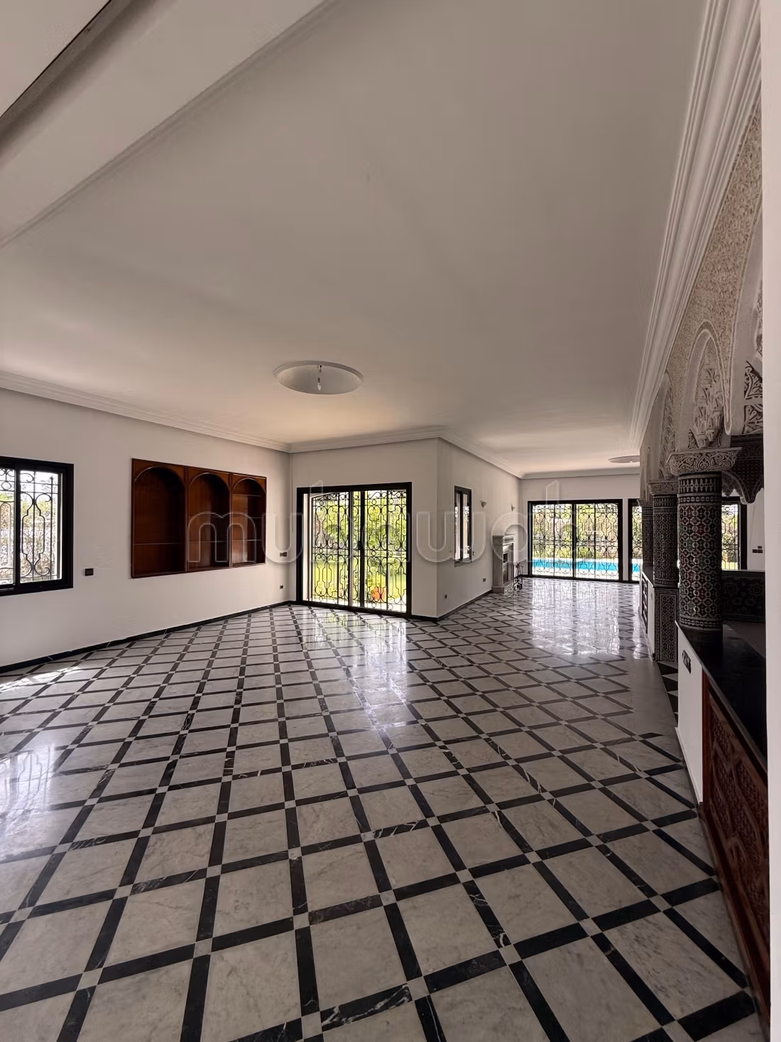 Magnifica casa di lusso in affitto a Riyad. Superficie di 1000 m². Riscaldamento e porta blindata