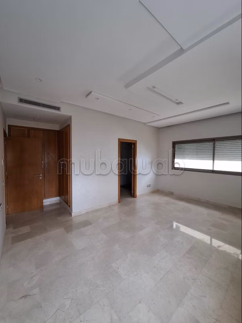 Appartement 187 m² à Centre — 10