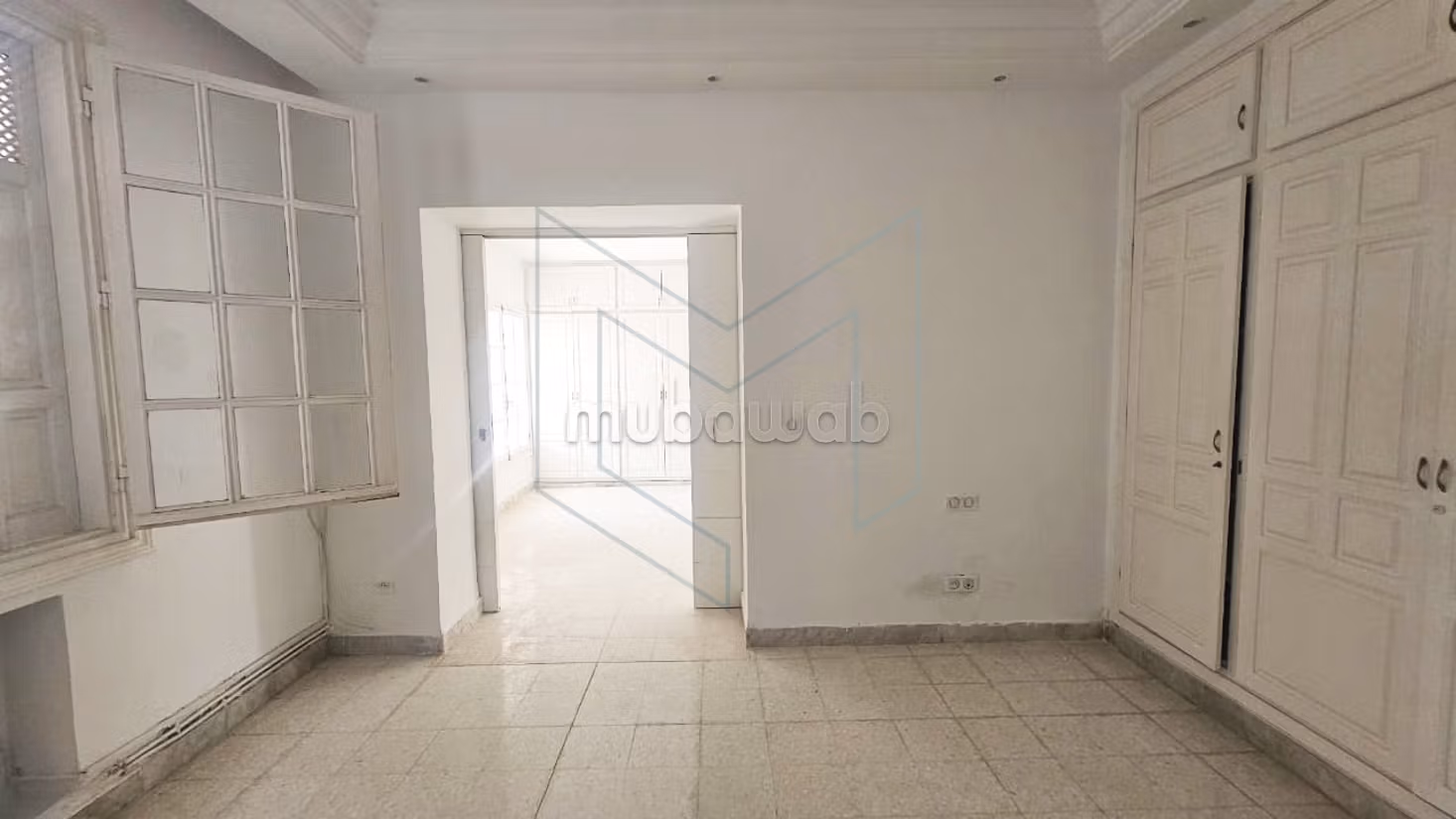 À louer une villa S4 plein pied à Carthage dermech