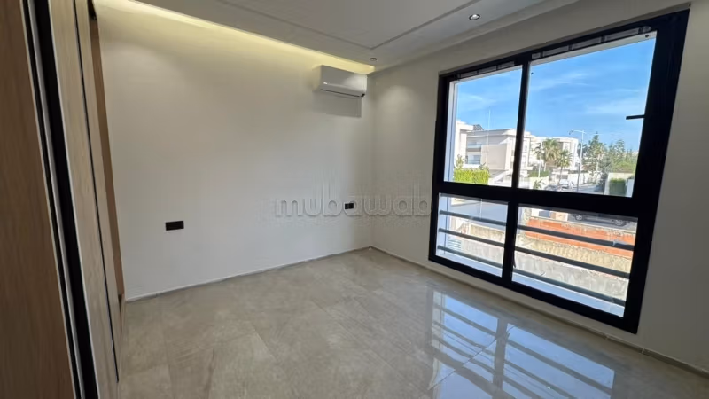 Bright S2 apartment with terrace and garden