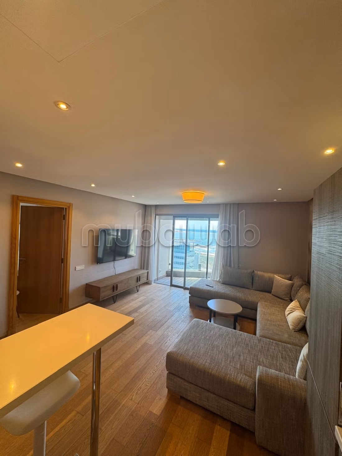 Très bel appartement en location à Casablanca Marina. Surface totale 60 m². Meublé — 3