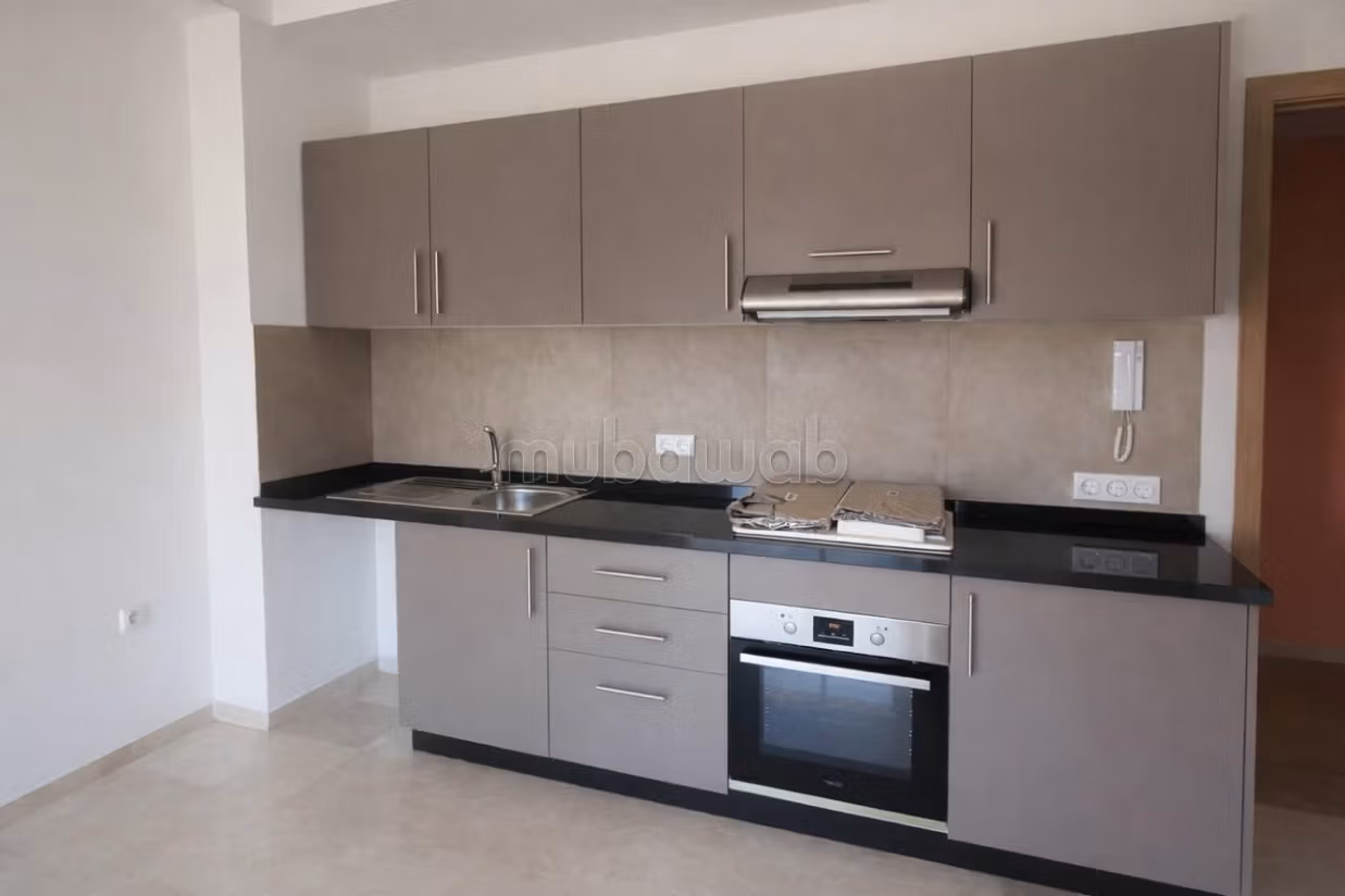 Studio video con terrazza Residenza con piscina