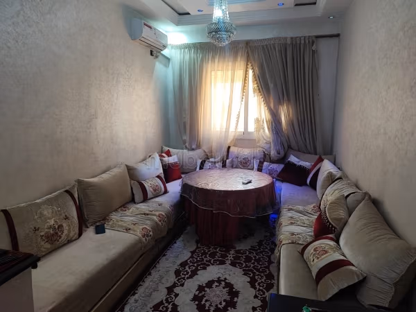 Eerste verdieping appartement nummer 2 gebouw nummer 4547 buurt Al-Mahm