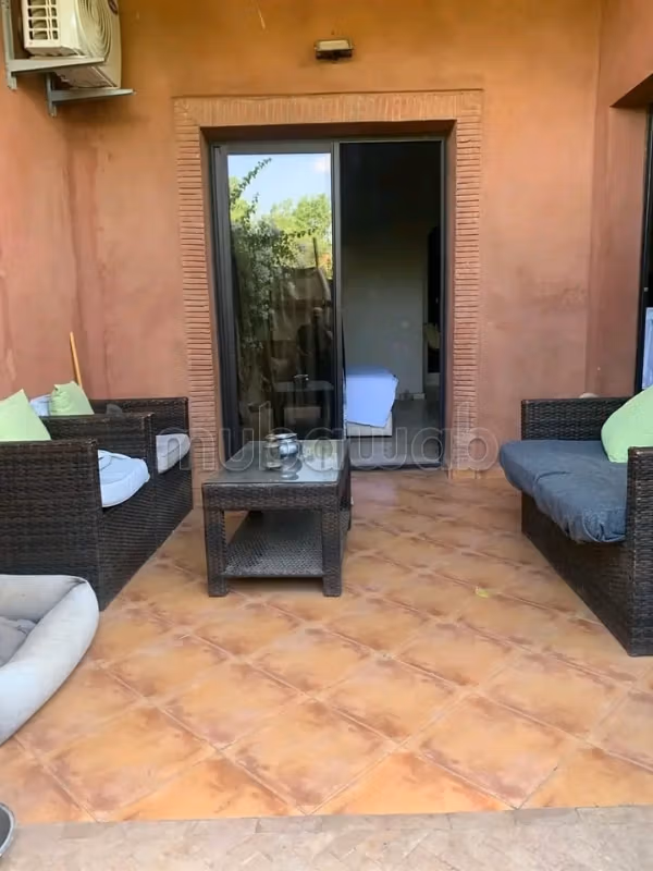 Magnifique rez de jardin à louer meublé