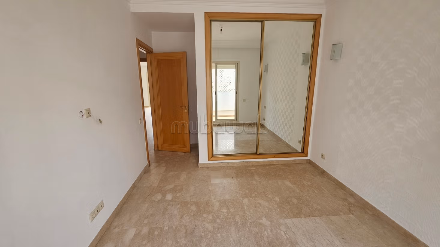 Bel appartement 2ch 111 m2 avec vue sur jardin — 5