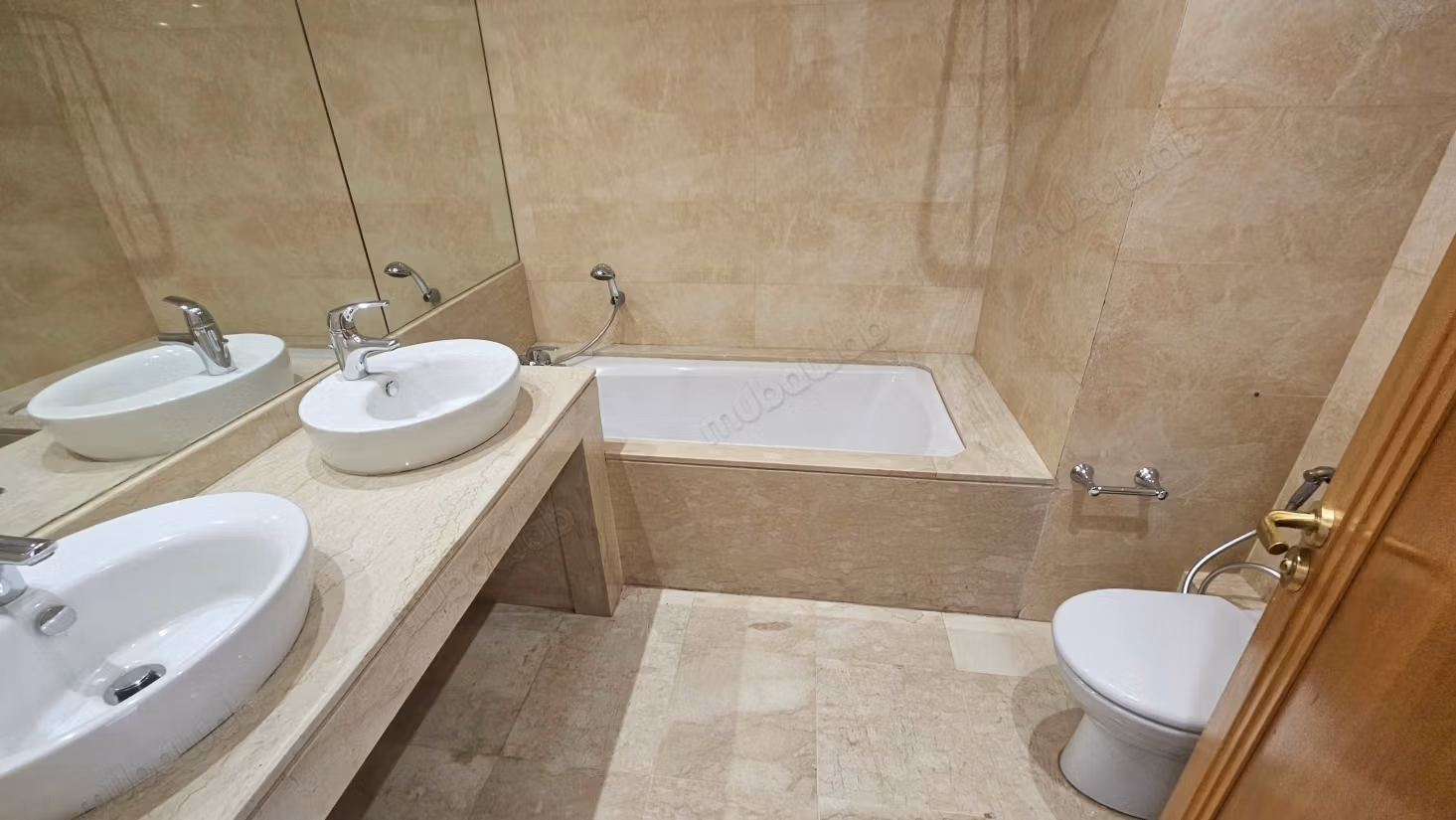 Bel appartement 2ch 111 m2 avec vue sur jardin