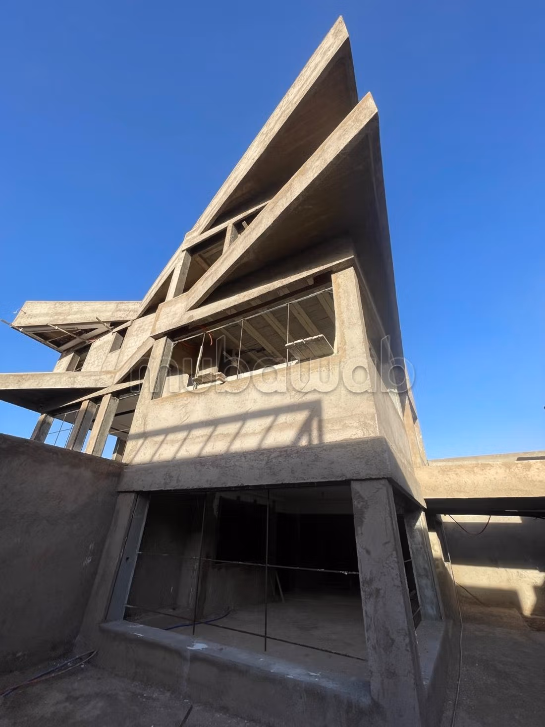 Villa semi finie architecture moderne