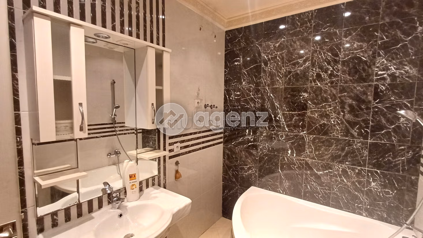 Appartment te koop 80 m², 2 slaapkamers Ain Borja Casablanca