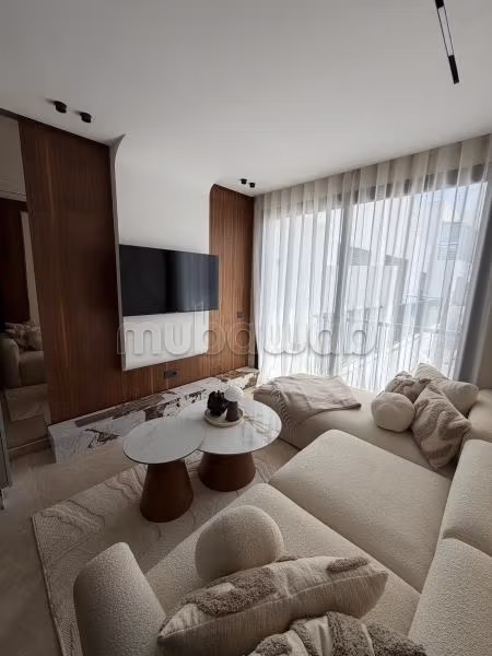 Estudio premium a saisir
