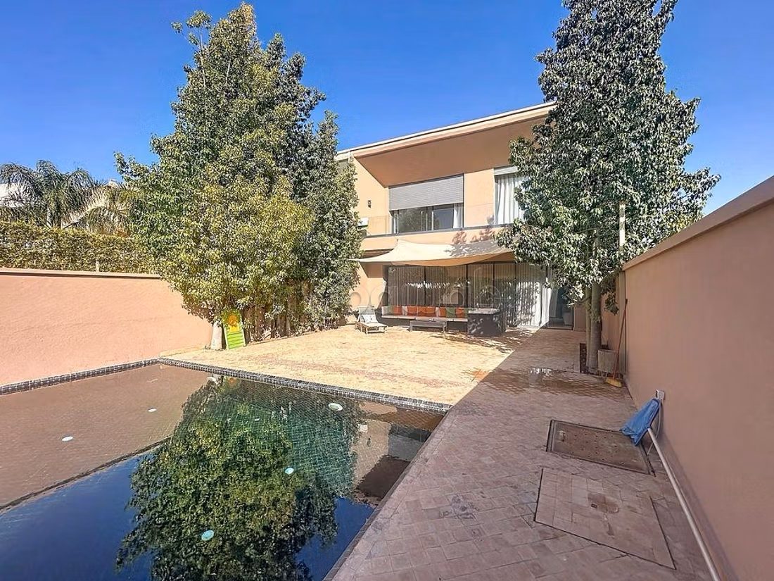 Villa for sale - high-end features