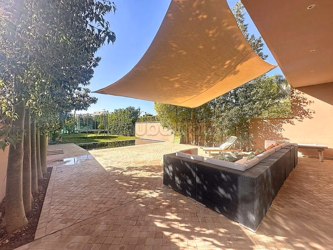 Villa for sale - high-end features