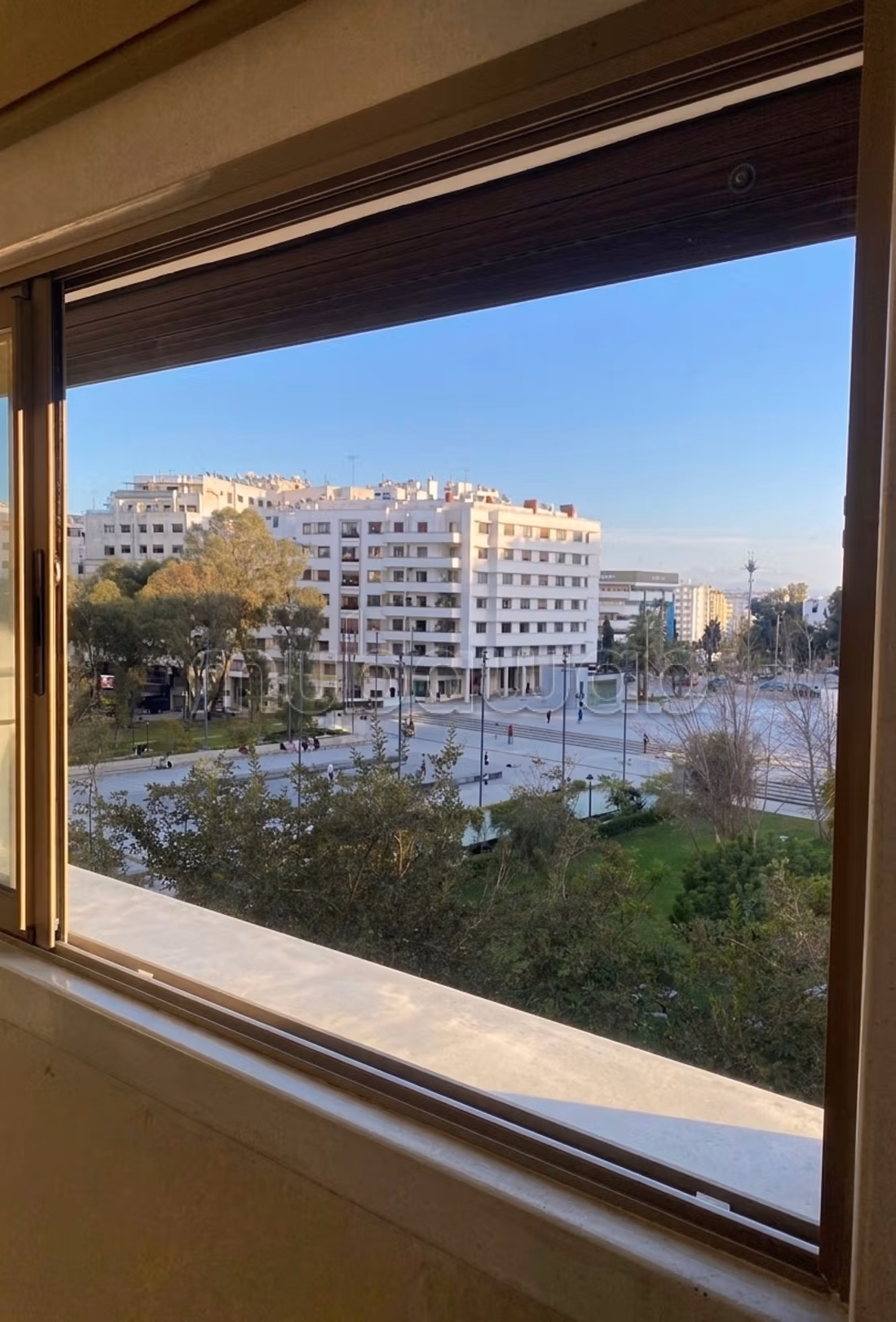 Vend appartement en Centre. Superficie 75 m². Meublé — 2