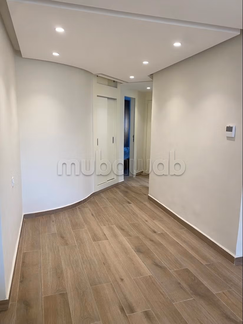 Vend appartement en Centre. Superficie 75 m². Meublé — 5