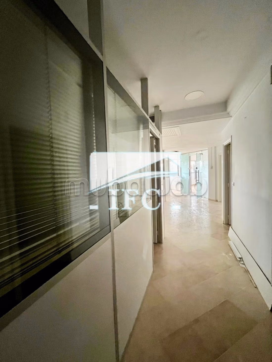 Bureau en 5 espaces 180m² Montplaisir IFCM242