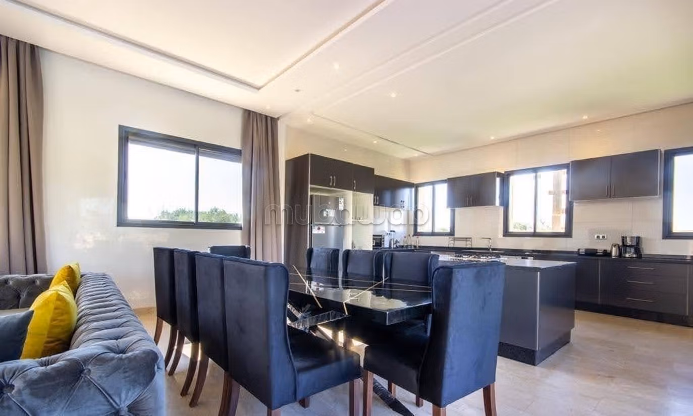 Luxury Villa for sale. Surface area 1500 m². Satellite dish system and Moroccan living room